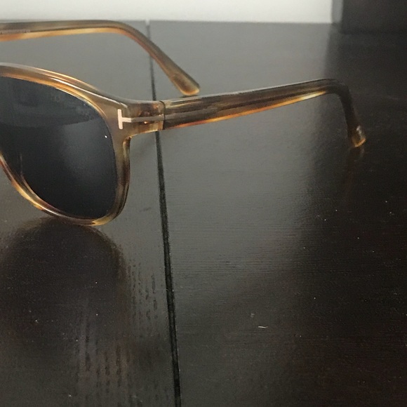 Tom Ford tortise brown sunglasses main image 4